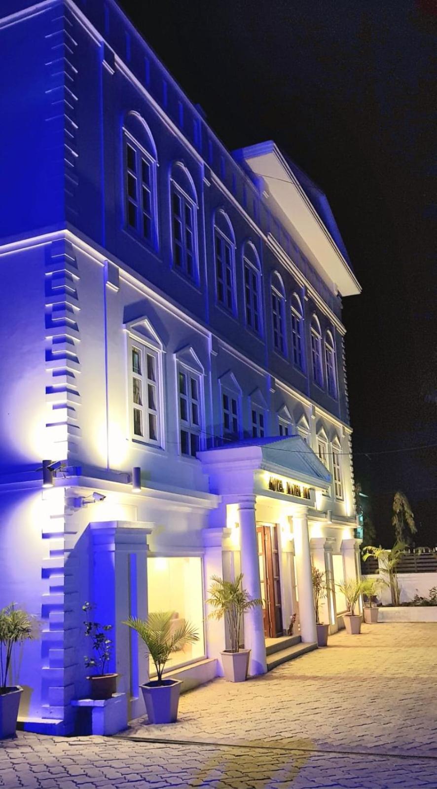 Hotel Maden Inn Itahari ภายนอก รูปภาพ