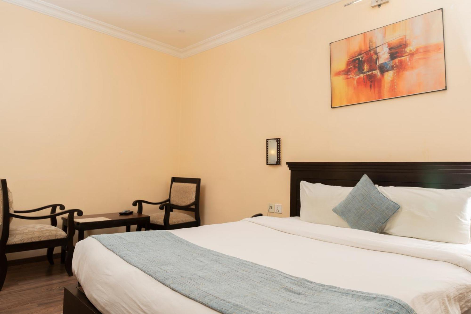 Hotel Maden Inn Itahari ภายนอก รูปภาพ
