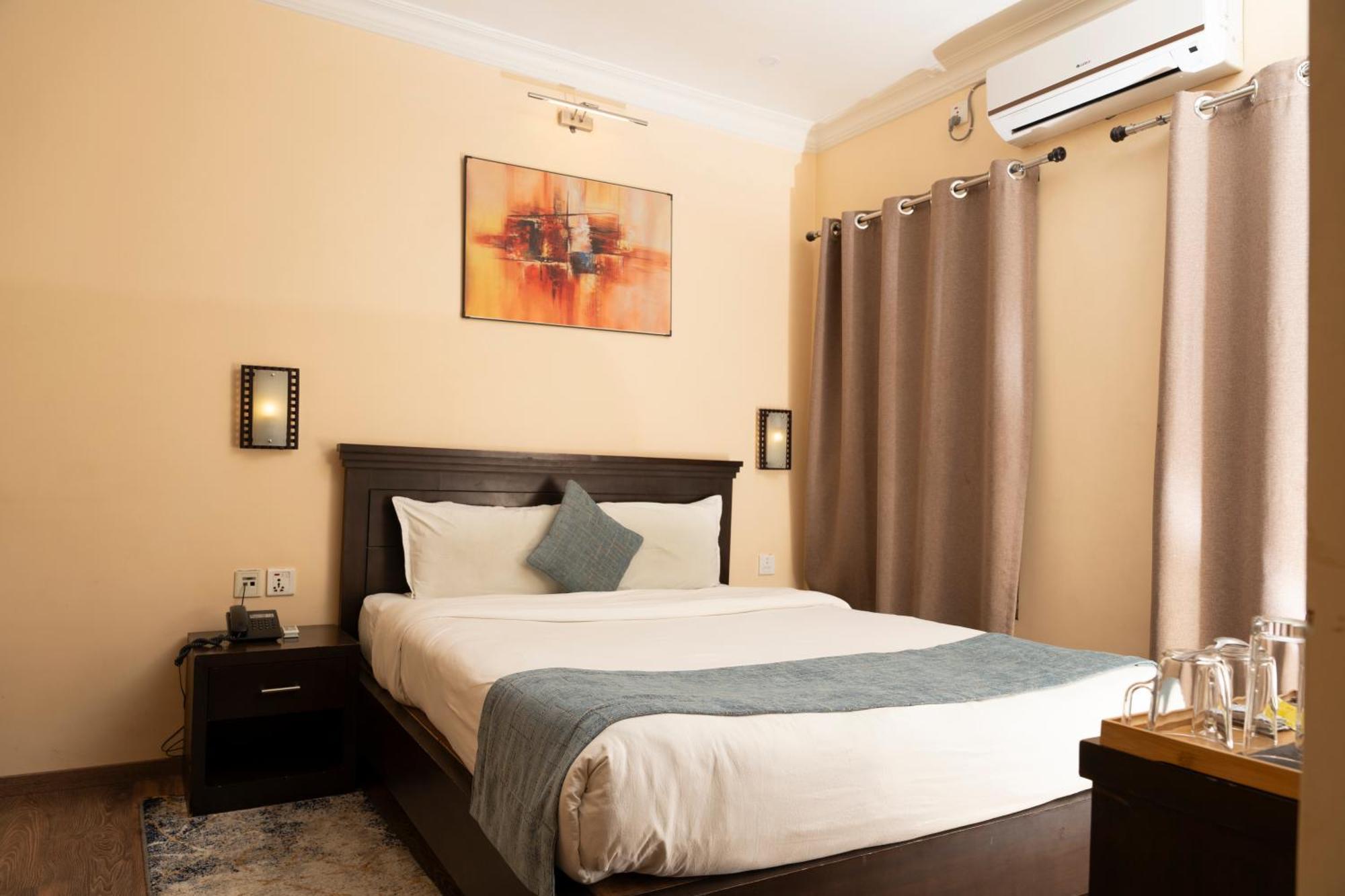 Hotel Maden Inn Itahari ภายนอก รูปภาพ