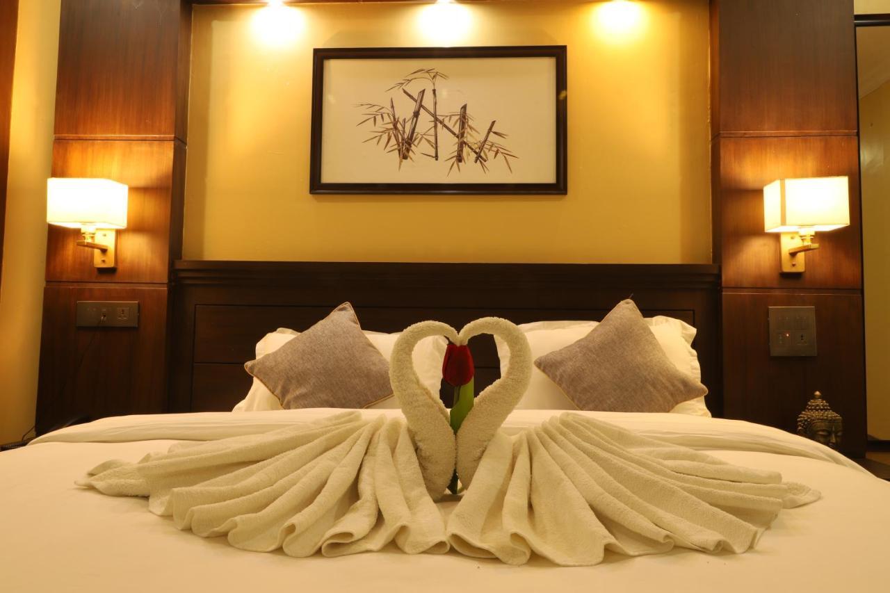 Hotel Maden Inn Itahari ภายนอก รูปภาพ