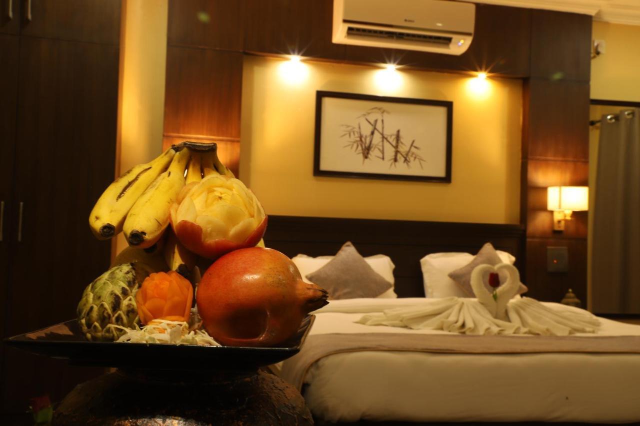 Hotel Maden Inn Itahari ภายนอก รูปภาพ